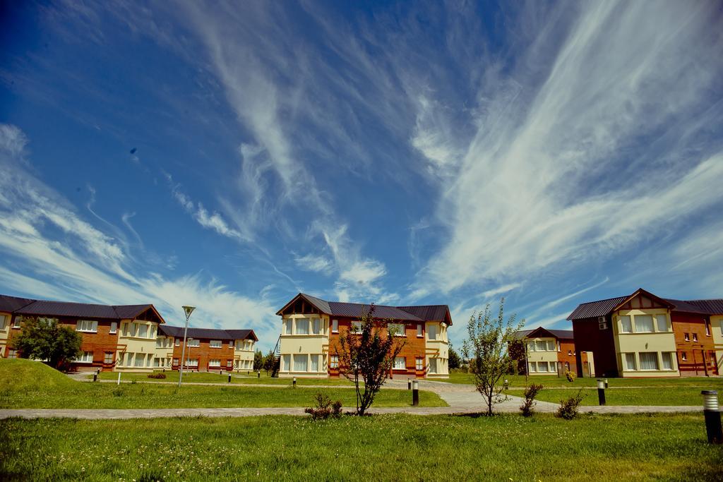 Antu Malal Hotel Plaza Huincul Extérieur photo