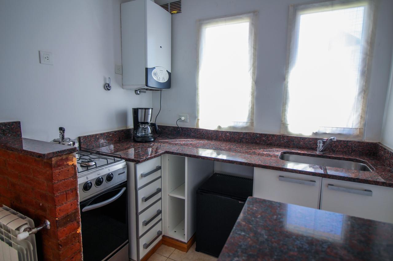Antu Malal Hotel Plaza Huincul Extérieur photo