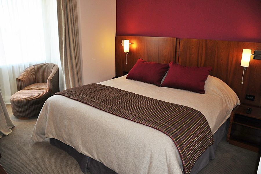 Antu Malal Hotel Plaza Huincul Extérieur photo